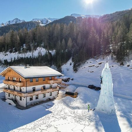 Nedererhof - Zimmer Enzian Mit Gemeinschaftskueche Schmirn Kültér fotó
